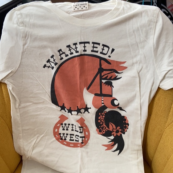 EUC LARGE Miss Ladybug “Wanted” tee - Picture 2 of 3
